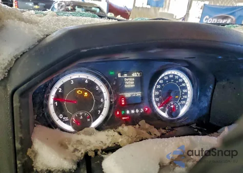 2018 Ram 1500 St z USA, uszkodzony, nr VIN 1C6RR7KG5JS221199